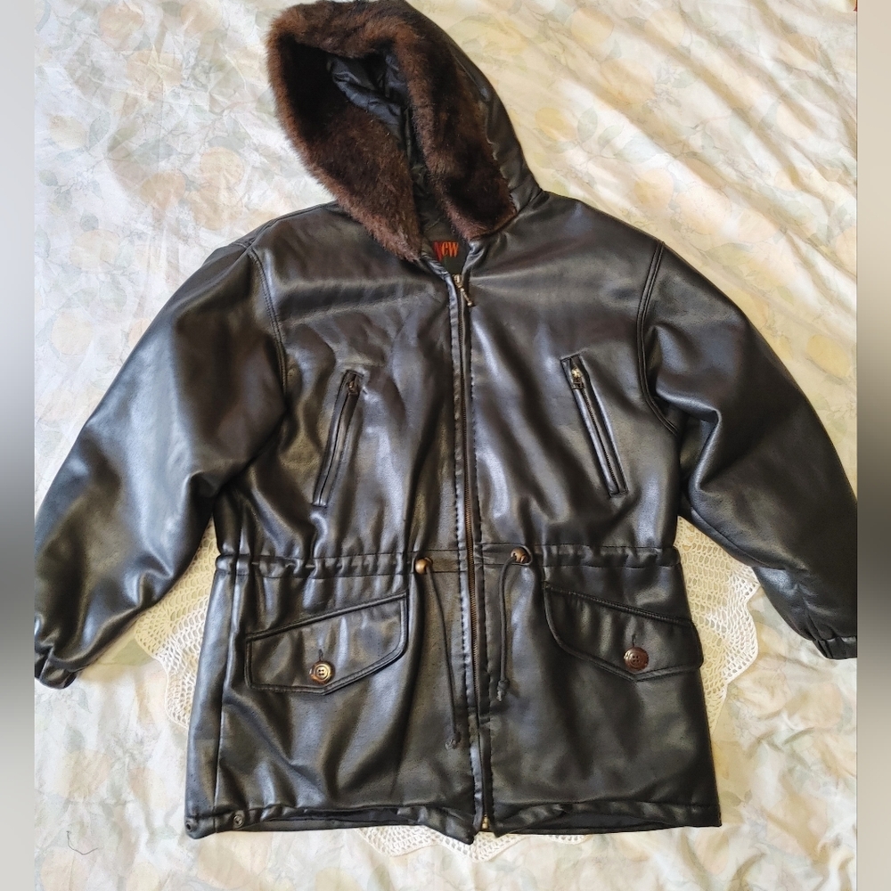 💚 Vintage NEW YORK CLASSICS Faux Leather Faux Fur Winter Jacket